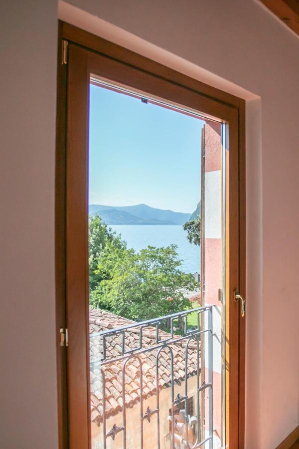 Iseolakerental - Casa Del Pescatore Riva di Solto Exterior photo
